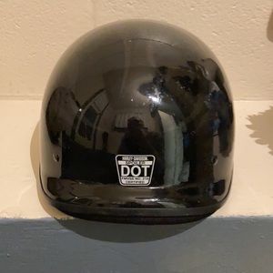 Harley Davidson Riding Dot helmet. W faded flames.